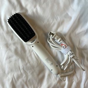 MONAT Straight & Smooth Straightening Brush Gently Used Condition